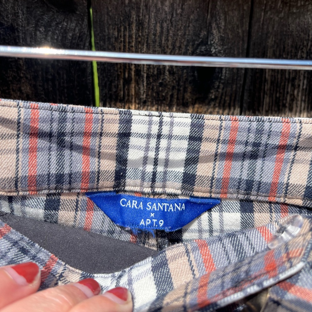Apt. 9 • Plaid Trousers with Red and Gray Accents - Picture 4 of 7